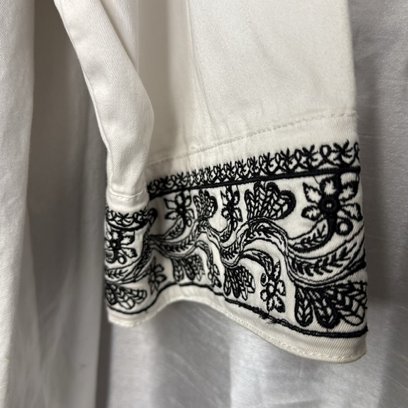 Live A Little LAL Embroidered Snap Up Stretch White 3/4 Sleeve Jacket Blazer - Picture 4 of 8